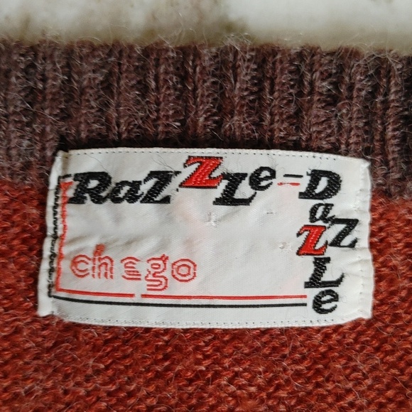 Vintage Razzle Dazzle Cardigan Sweater in Autumn Colors - Picture 9 of 15